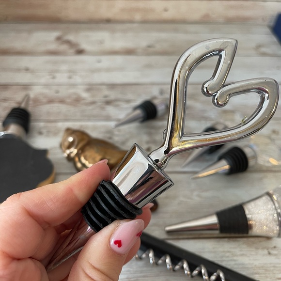 Wine Stopper Set - Picture 3 of 6